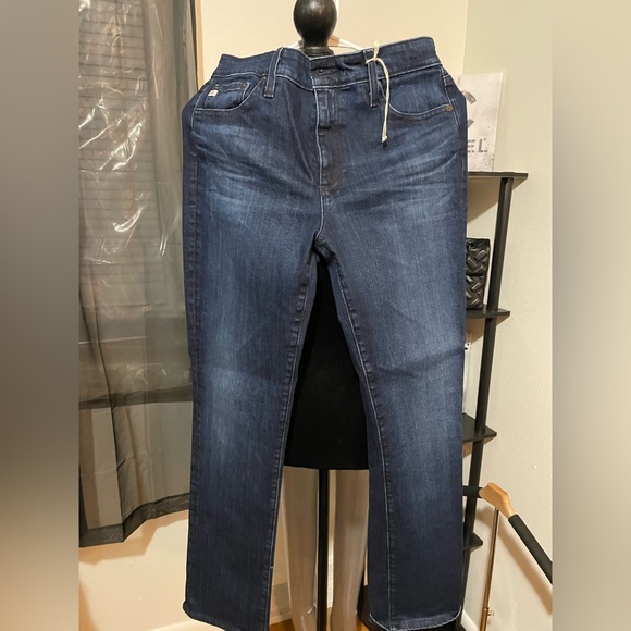 Ag Adriano Goldschmied Relaxed Blue Jeans with Vintage Appeal - Picture 5 of 5